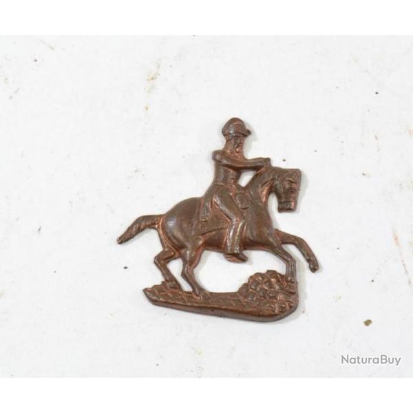 Broche ancienne cavalier officier gendarme cheval napol�on bicorne ? A identifier