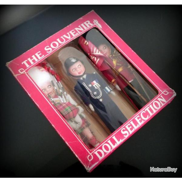 Soldats de la garde Britannique-The royal parade-British Royal Guard  " souvenir "