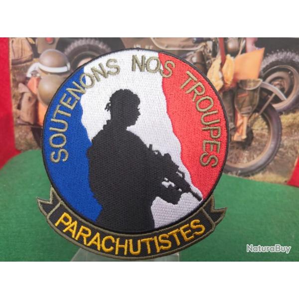 Patch brod� Soutenons nos troupes ( Parachutiste) Hauteur : 105 mm Largeur:90mm