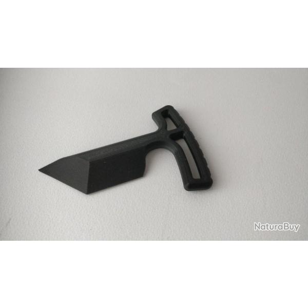 dague de poing en polym�re