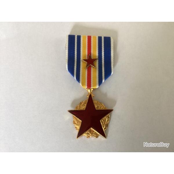 M�daille des bless�s militaire  avec 1 �toile - second type -