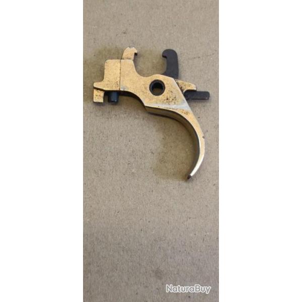 d�tente dor�e pour fusil de chasse � identifier