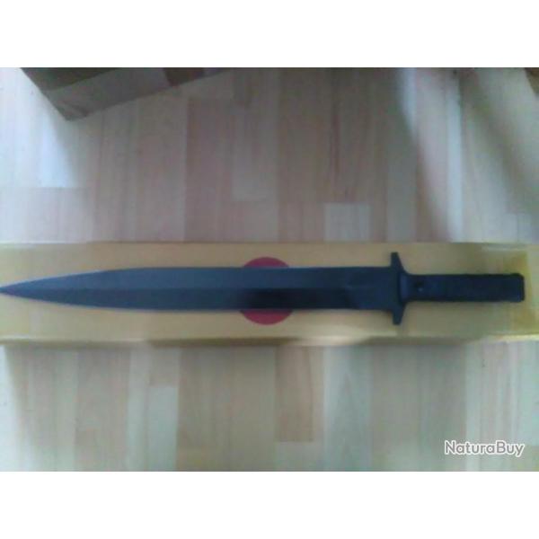 Glaive de survie en acier carbone