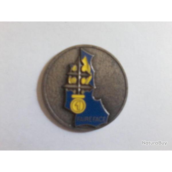 insigne 1� cie du 110� RI Y.delsart attache lim�e