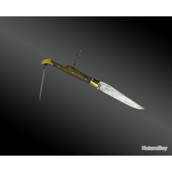 Couteau Fermant Laguiole Trois Pi�ces. Sign� Sauzede Angely