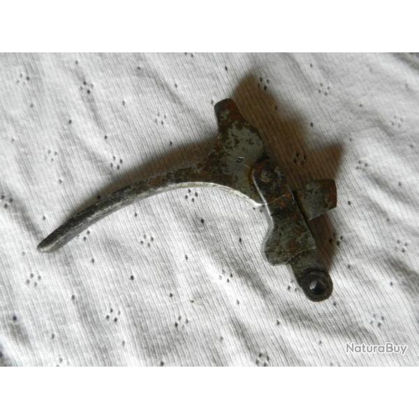 Pi�ce d�tach�e pour fusil carabine Berthier 1898  d�tente)