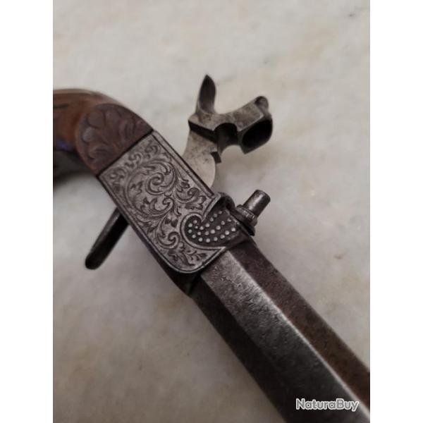 Pistolet  coffre damass