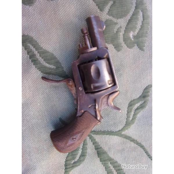 revolver de   type bulldog