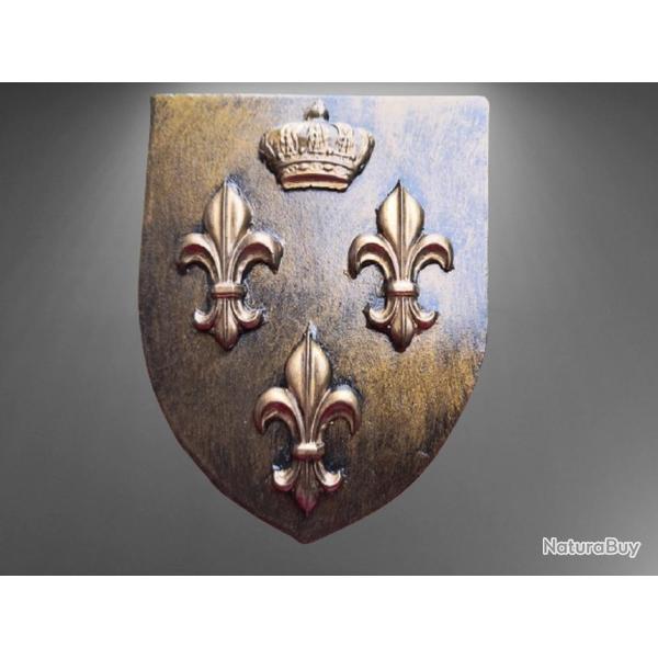Blason  fleurs  de lys  14x11 cm avec accroche au dos