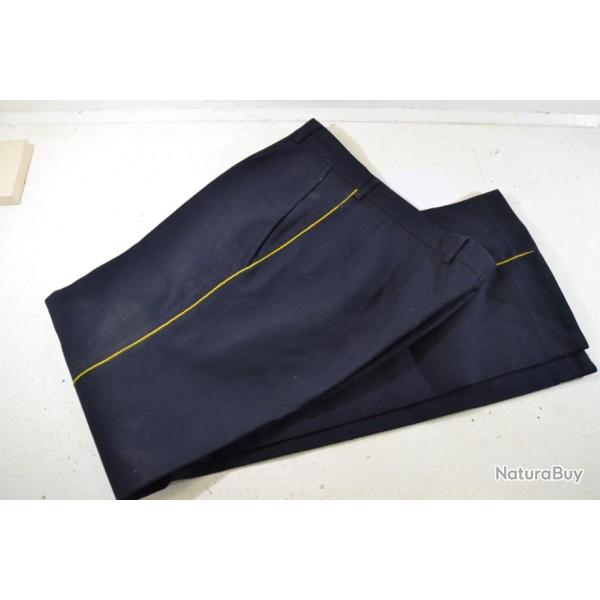 Pantalon uniforme tenue de sortie chasseur alpin, passepoils jaune jonquille  1979 Arm�e Fran�aise