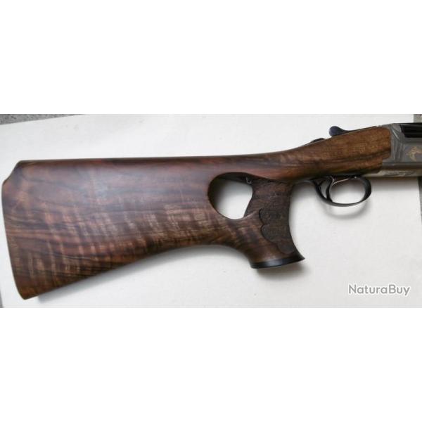 crosse  trou de pouce orhopdique