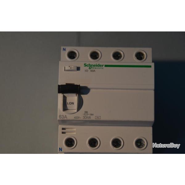 1 interrupteur diff�rentiel Schneider 4x63a 30ma