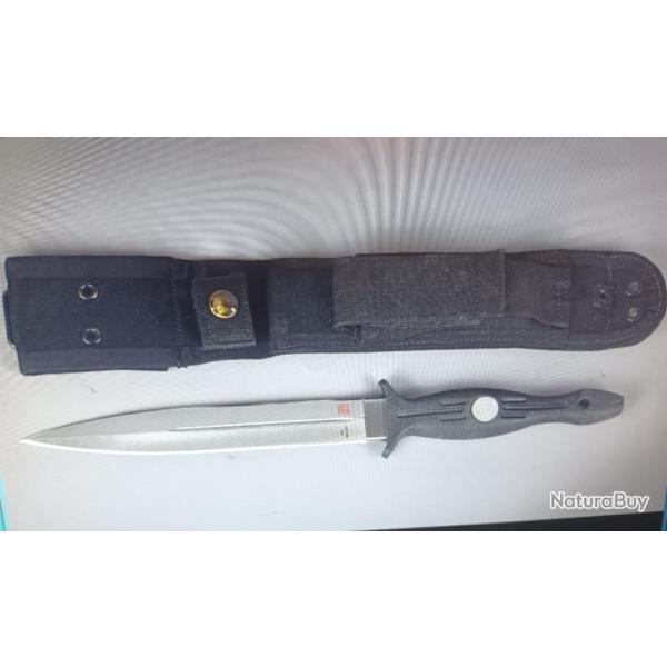 Dague Al Mar Shadow II dans son �tui en nylon