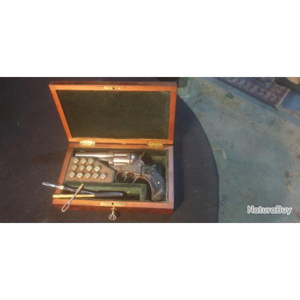 Rare, exceptionnel "Police d�partemental COLT Sh�rif Lightning en coffret d'�poque, calibre 38.
