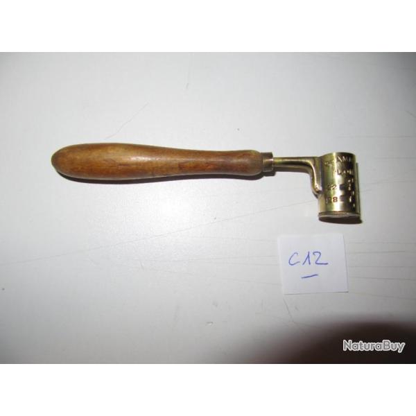 Dosette � poudre et plomb (rep C12)