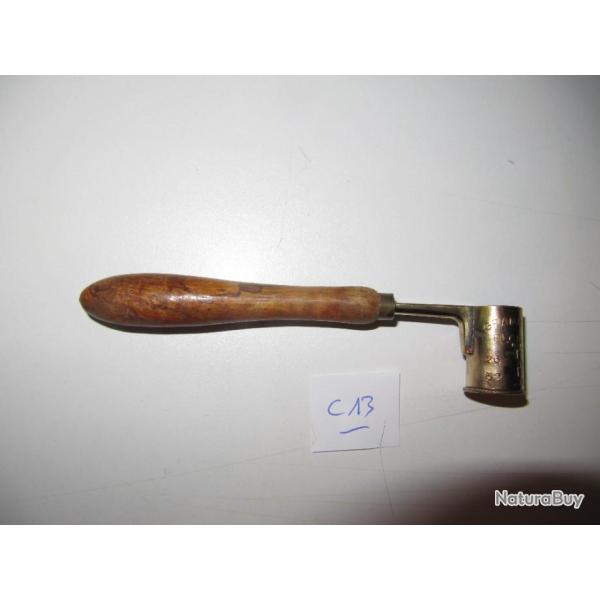 Dosette � poudre et plomb (rep C13)
