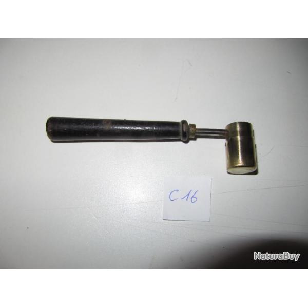 Dosette � poudre et plomb (rep C16)