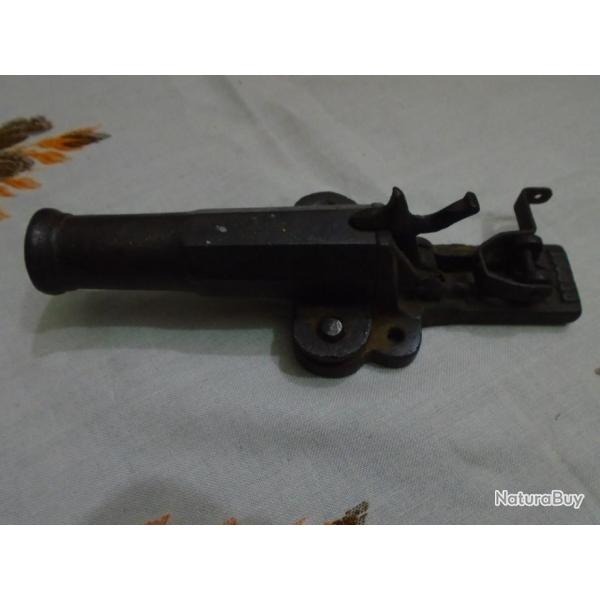 CANON ALARME A BROCHE RARE