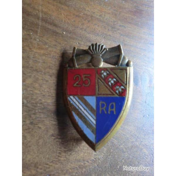 INSIGNE  25 RA  H 706  DRAGO PARIS