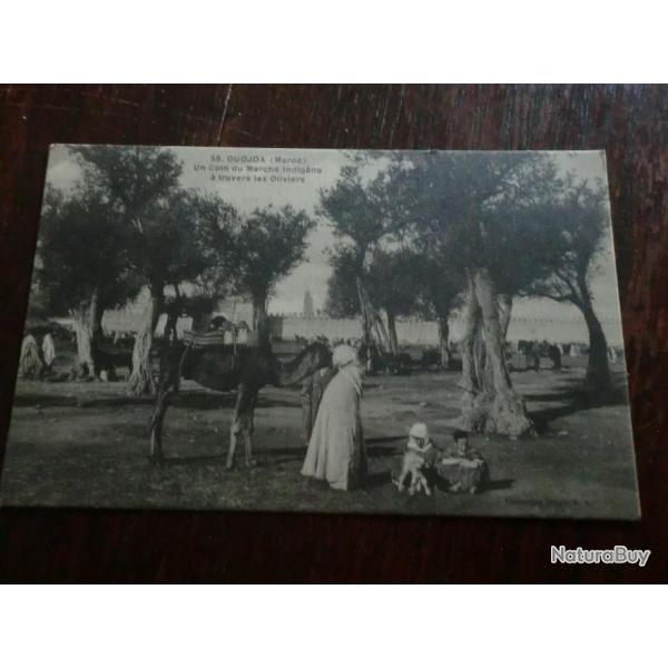 CP  OUDJA  UN COIN DU MARCHE INDIGENE