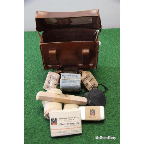 TROUSSE  D'INFIRMIER  COMPL�TE  ALLEMANDE  WERMART  W W 2  1939/1945