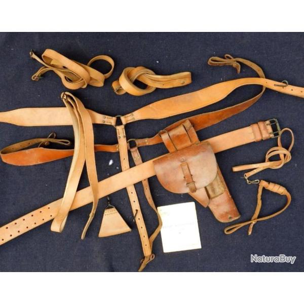 PISTOLET MAC 50 : ETUI modle 1948 +  MANUEL 1951 + DRAGONNES + BAUDRIERS + CEINTURON + BRELAGES