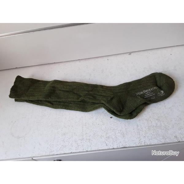8455   CHAUSSETTES DE CHASSE HAUTES VERT TAILLE 39/40 NEUVE