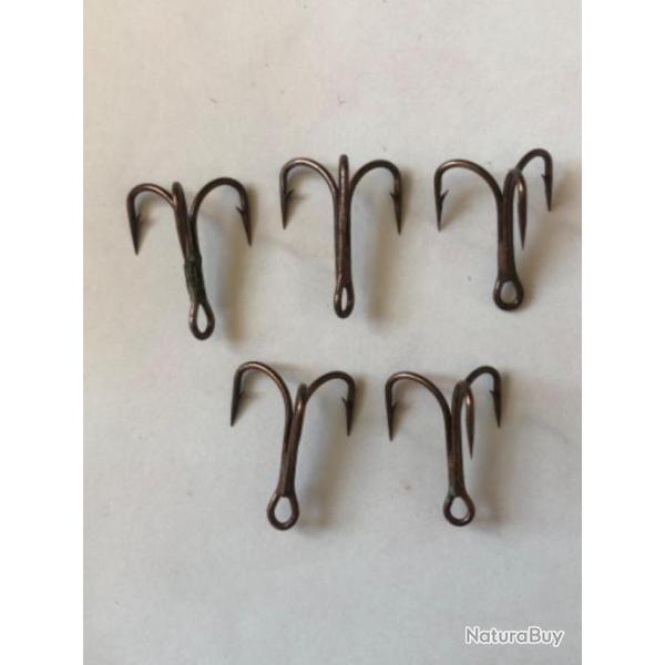 5 hame�on triple n 2 ref 9620 vmc  p�che carnassier. P�che ou collection.