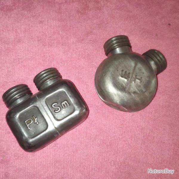 Lot de 2 huilier russe kalachnikov...