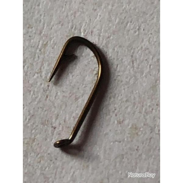 50 Hame�on mouche n 18 oeillet idem  ref 9280  forg� bronz� simple peche MOUCHE vmc