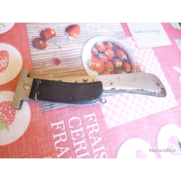 MACHETTTE D AVIATEUR ANGLAIS DATEE 1945