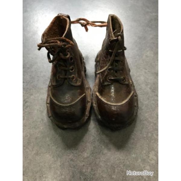 Brodequins de montagne tr�s rare !!!
