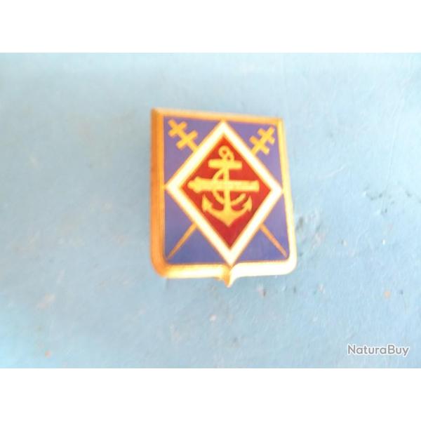 T INSIGNE ENCRE DE MARINE ET CROIX DE LORRAINE