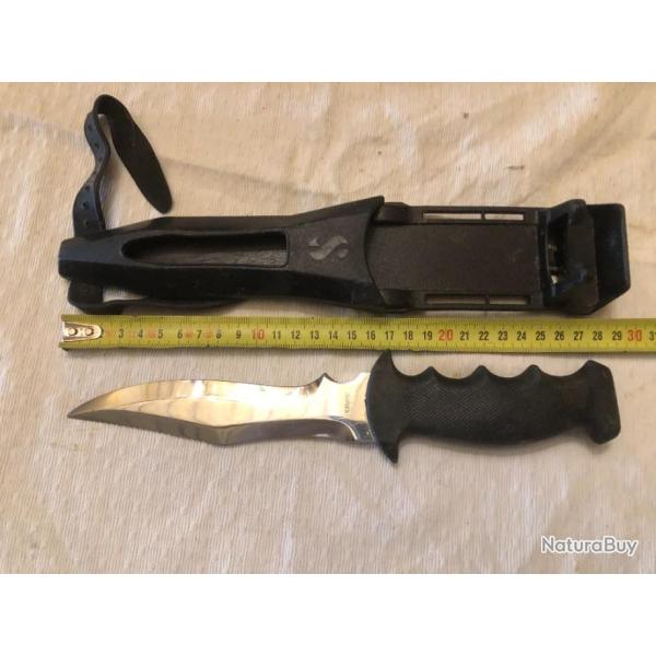 couteaude chasse sous marine scubapro