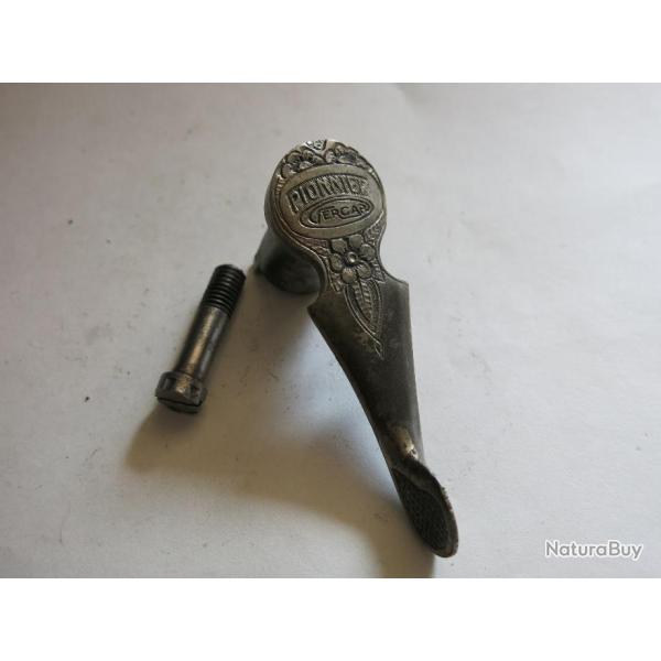 VENDU PAR CUIRASSIER11 CLE D'OUVERTUIRE+ VIS DE CLE   JUXTAPOSE VERNEY CARRON PIONNIER VERCAR  CAL16