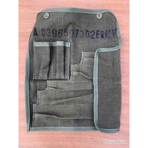 Sacoche outil nettoyage mitrailleuse  AA52