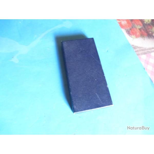 + CROIX DU COMBATTANT DANS sa boite bleu