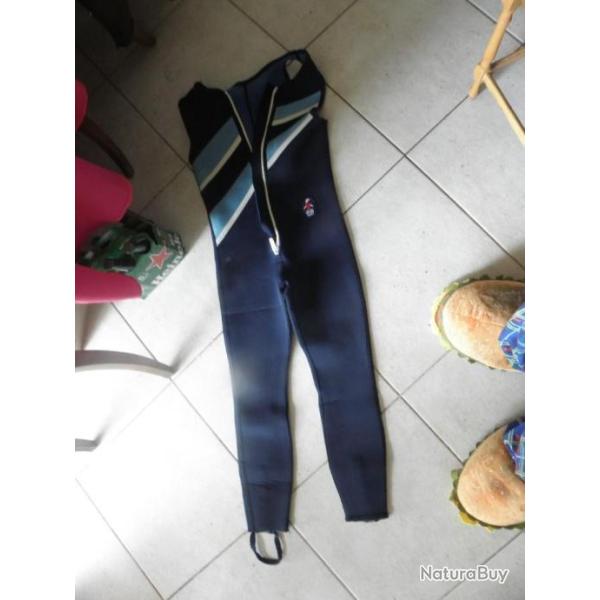 combinaison de plong�e enfant 12/14 ou petite femme