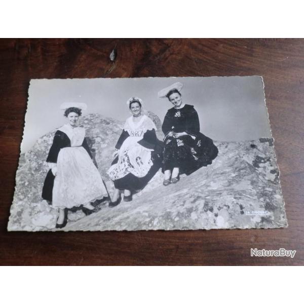 CP  dpt  29  COSTUMES LORIENTAIS