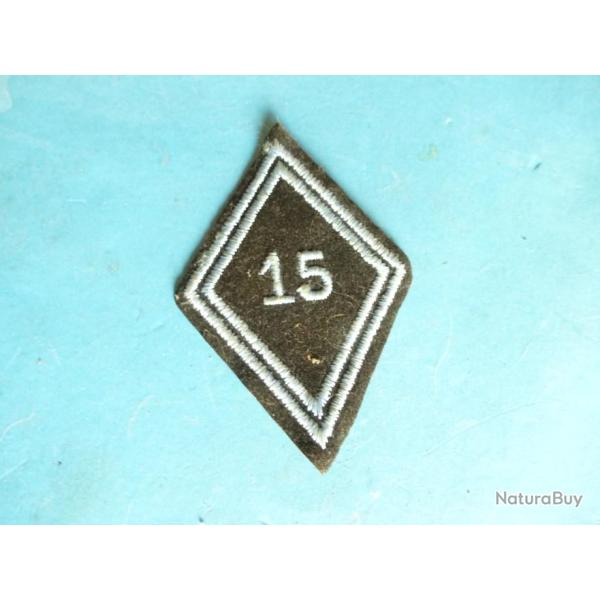 INSIGNE TISSU  BLEU LOSANGE 15