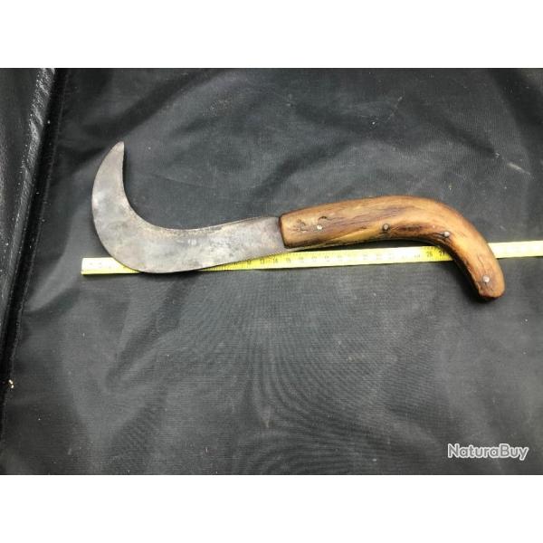 ancien tres grand et rare couteau serpette manche en corne