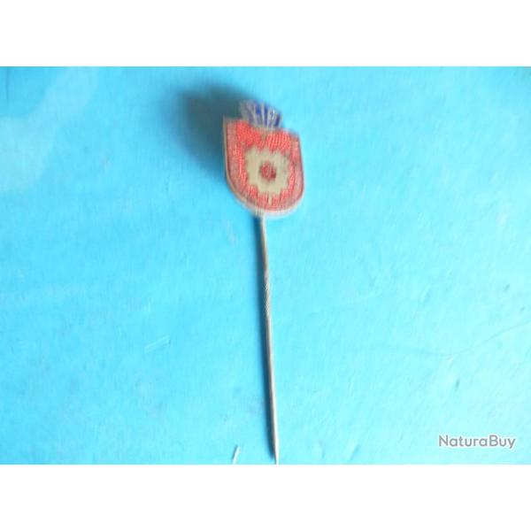 +PETITE EPINGLETTE MARQUER KIR