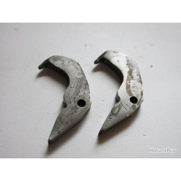 VENDU PAR CUIRASSIER11  PAIRE DE CHIENS  FUSIL HAMMERLESS