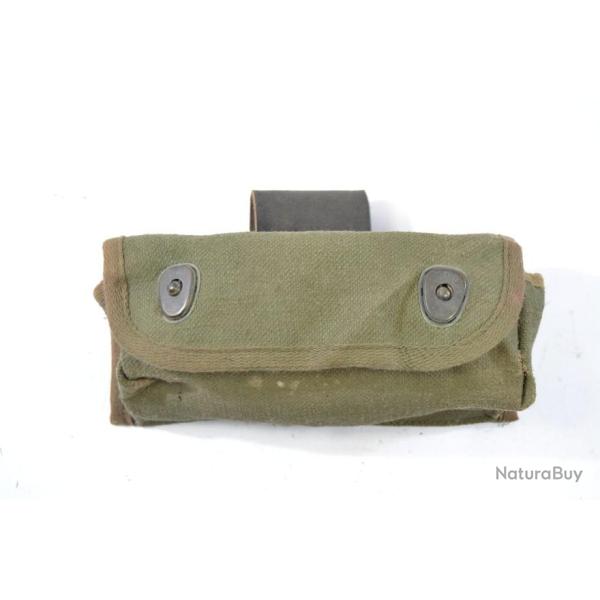 Pochette porte grenade ou pansement Arm�e Fran�aise, modification. Passant ceinturon. Chasse p�che