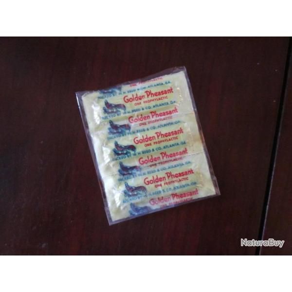 US WW2 - Une pochette de 3 pr�servatifs de la marque "Golden Pheasant".