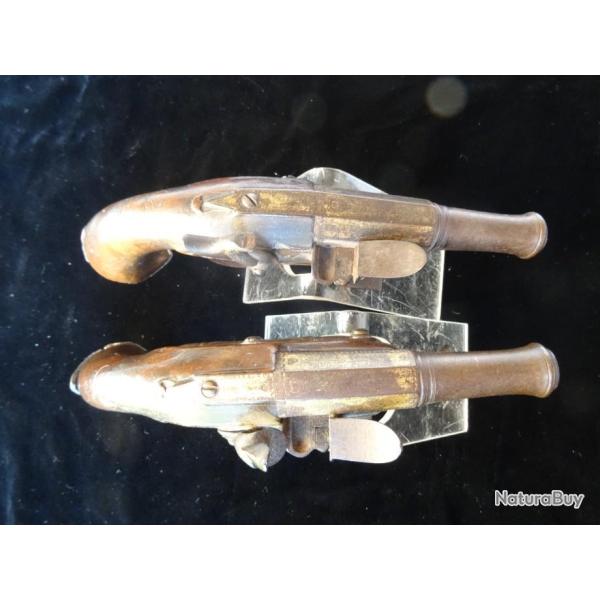 0210) lot magnifique paire de pistolets a silex