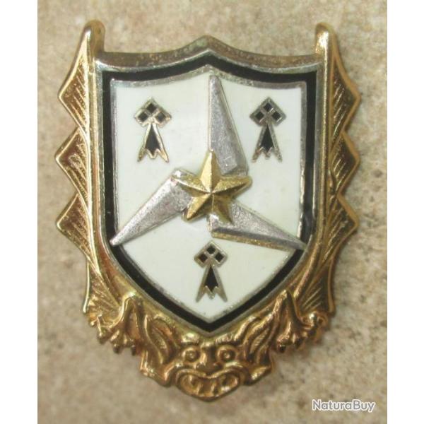 3� Groupe d'H�licopt�res L�gers, dos guilloch� embouti(b)