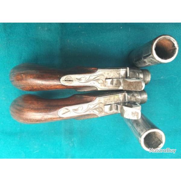 Pistolets � coffre  � balle forc�e d�tente rentrante.fin 19� ou d�but 20�