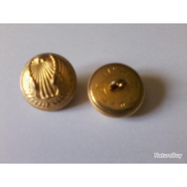 2 boutons de l'Arm�e de l'air diam�tre 25 mm dos bomb� marqu� TW&W PARIS