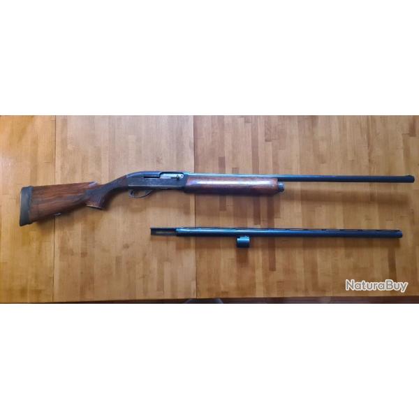 Fusil semi automatique 3 coups Remington Calibre 12 - Mod�le 1100 (2 canons : long et court + housse